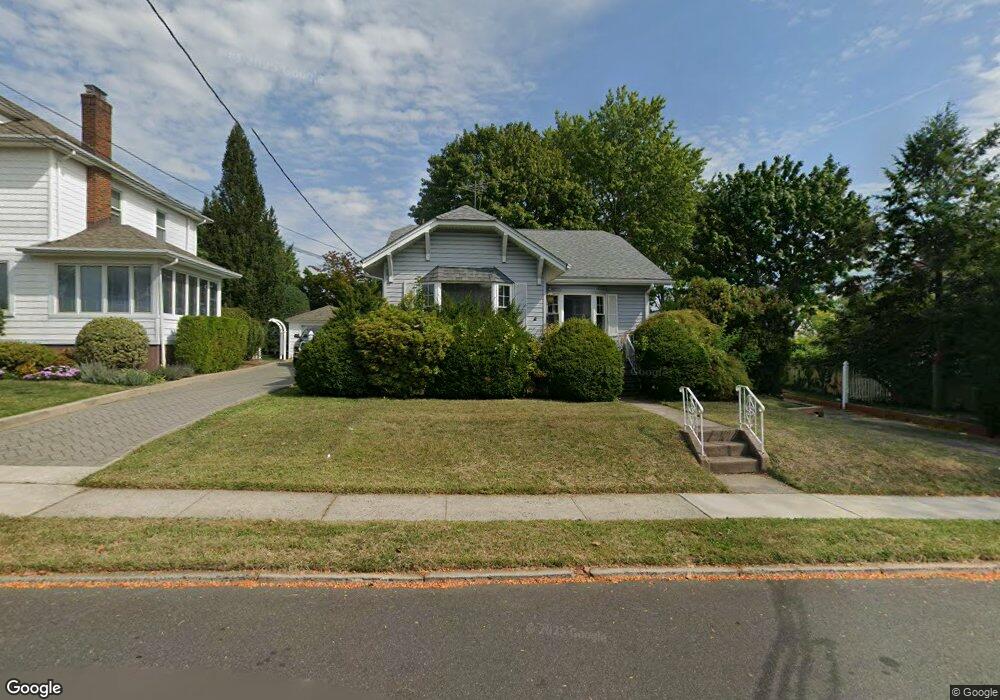 319 Lasalle Ave, Hasbrouck Heights, NJ 07604 - photo 1