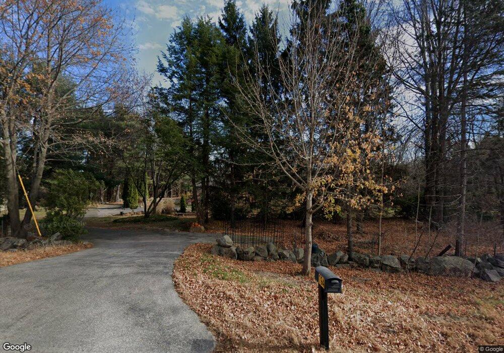 19A Newfields Rd, Exeter, NH 03833 - photo 1