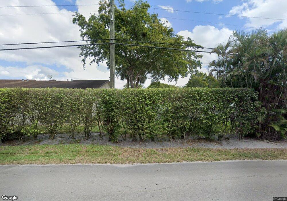 880 SW 120th Way, Davie, FL 33325 - photo 1