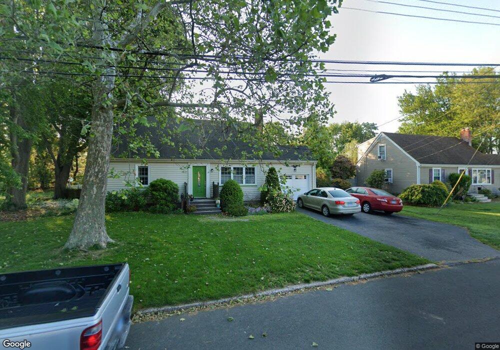 28 Lynmoor St, Milford, CT 06460 - photo 1