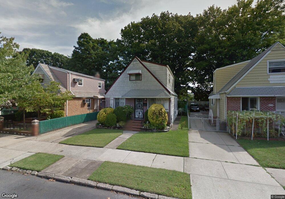 64-35 138th St unit House, Flushing, NY 11367 - photo 1