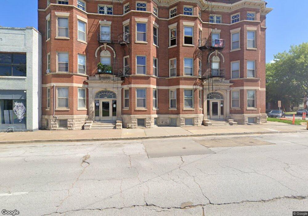 602 W 3rd St unit 3A, Davenport, IA 52801 - photo 1