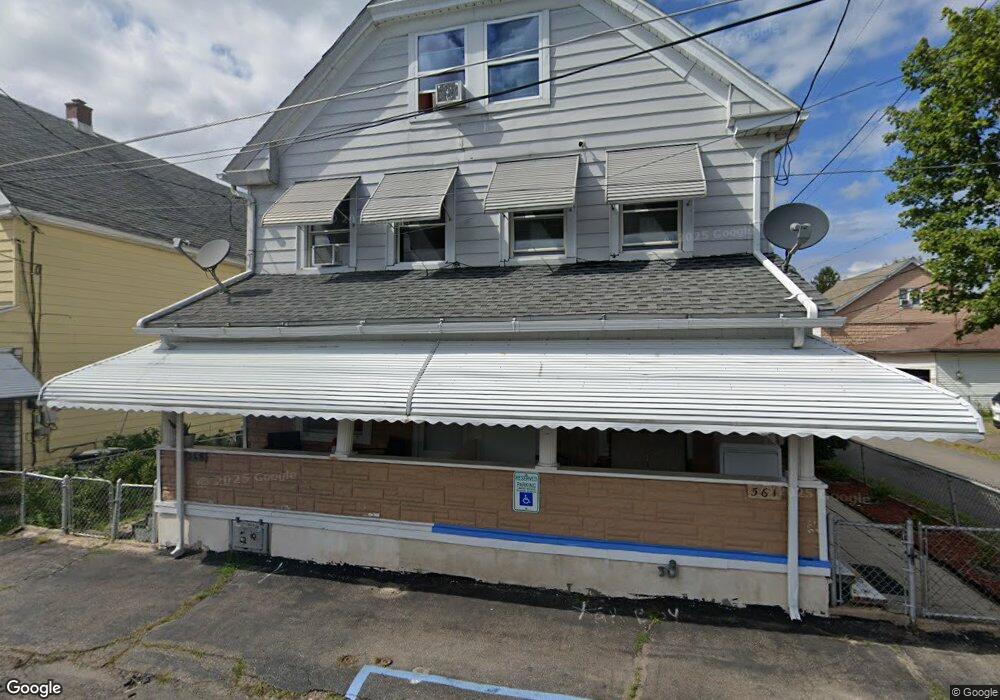 563 W 9th St, Hazleton, PA 18201 - photo 1