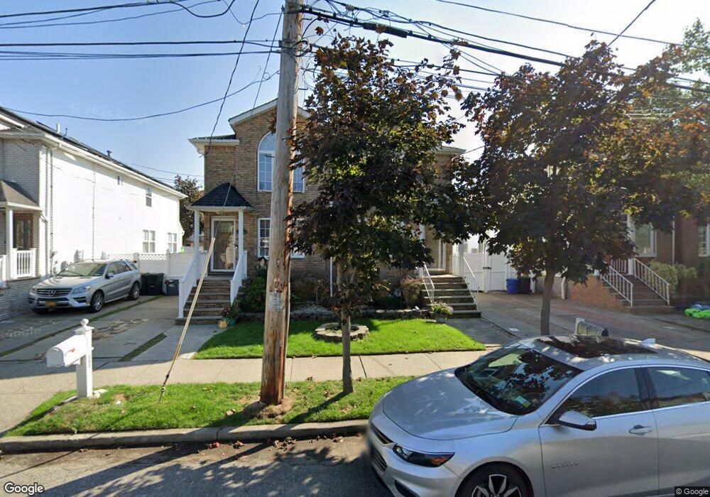 264 Malvine Ave, Staten Island, NY 10309 - photo 1