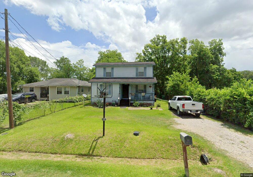 8018 Observatory St, Houston, TX 77088 - photo 1