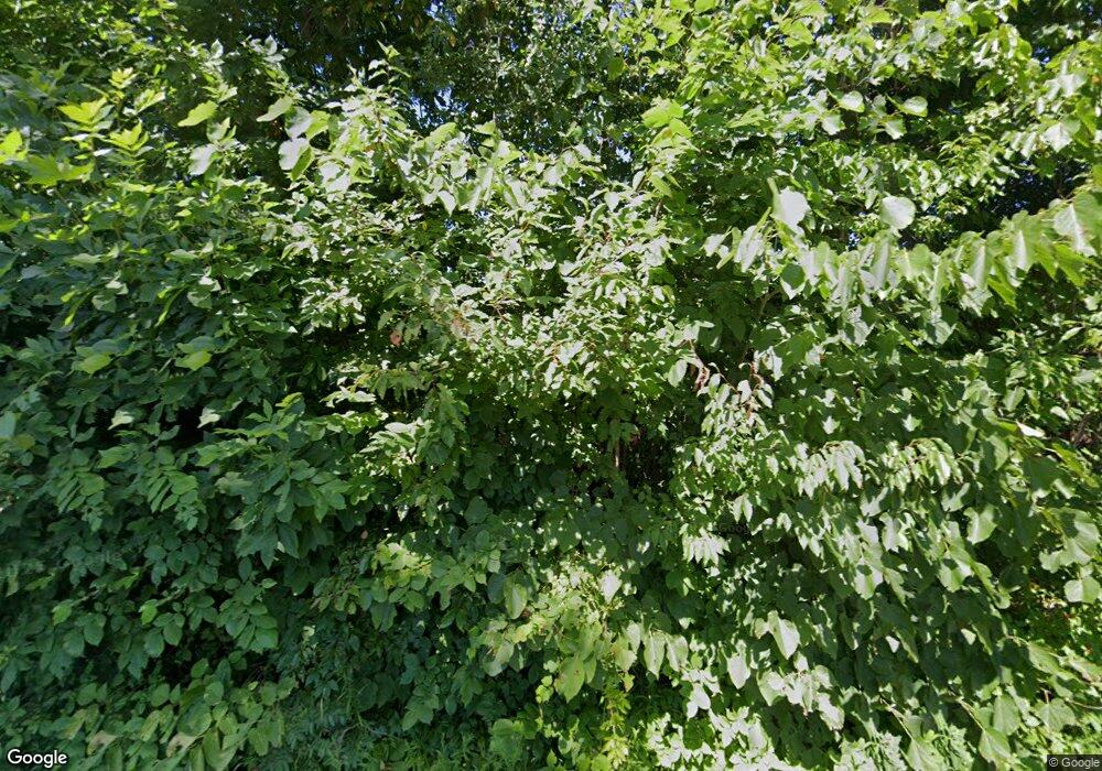 6816 Monument Hill Rd, Castleton, VT 05735 - photo 1