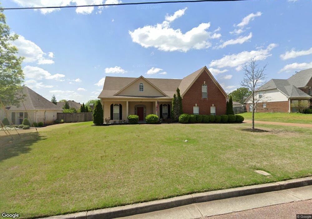 135 Brookwood Cir, Oakland, TN 38060 - photo 1