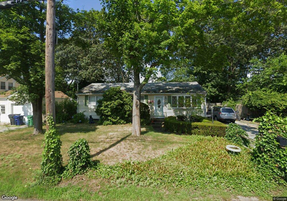 139 Canfield Ave, Warwick, RI 02889 - photo 1