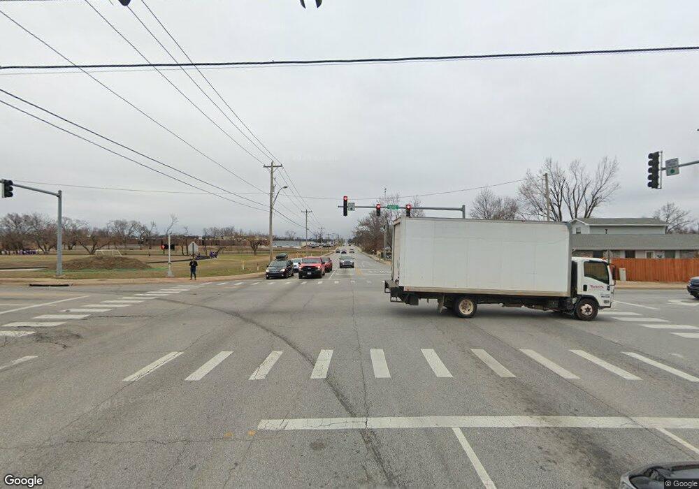 815 N Dixieland Rd, Rogers, AR 72756 - photo 1