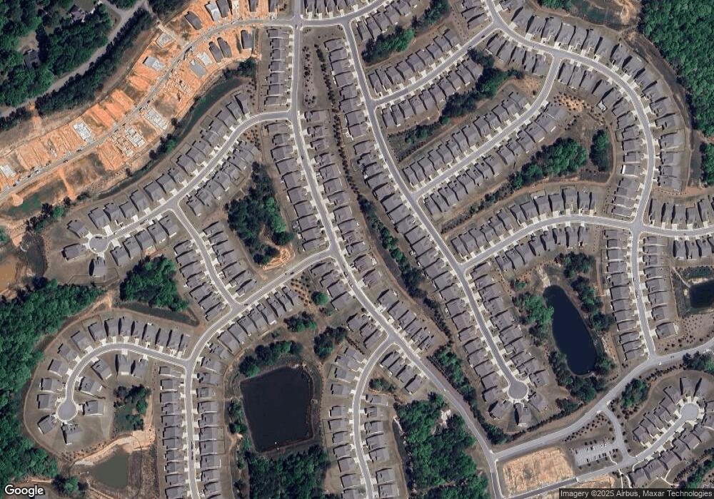 335 Chatuge Dr, Hoschton, GA 30548 - photo 1