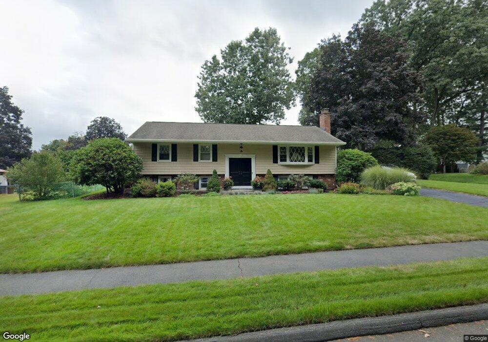 4 Luster Ln, Enfield, CT 06082 - photo 1