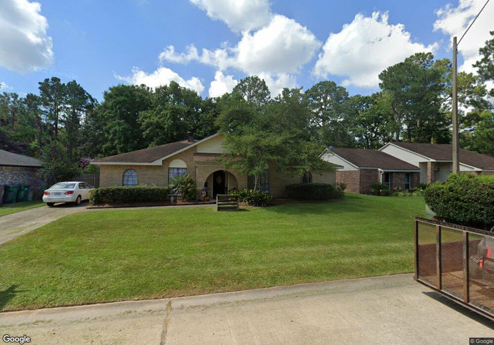 211 Lake Tahoe Dr, Slidell, LA 70461 - photo 1