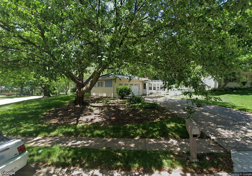 3806 Lorton Ave, Davenport, IA 52807 - photo 1