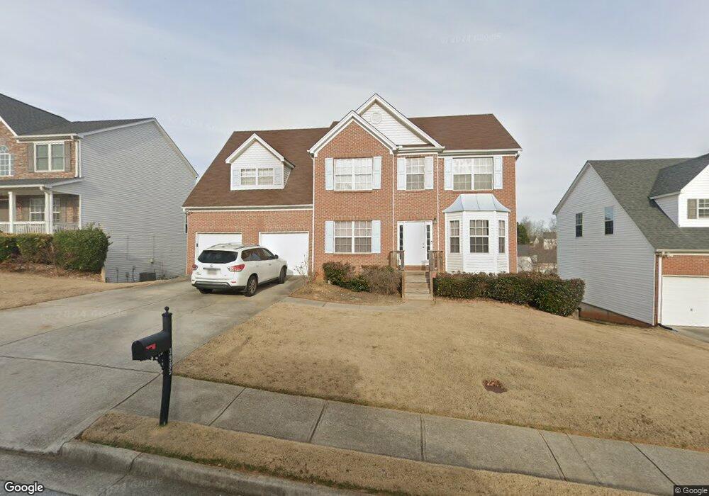 3985 Crescent Walk Ln, Suwanee, GA 30024 - photo 1