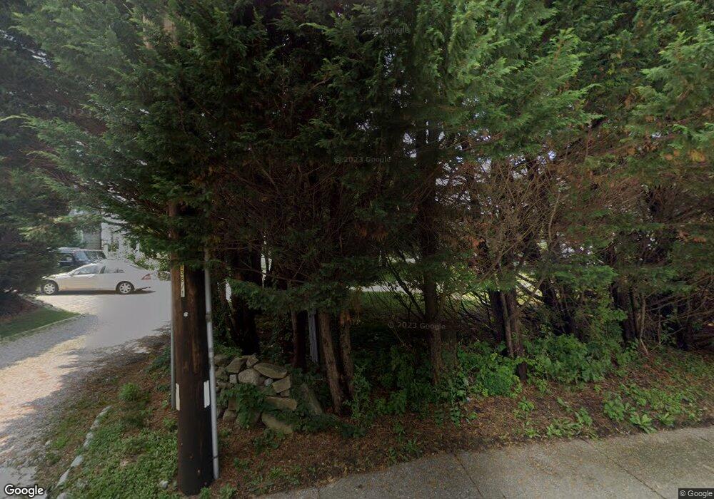 720 Elm St, South Dartmouth, MA 02748 - photo 1