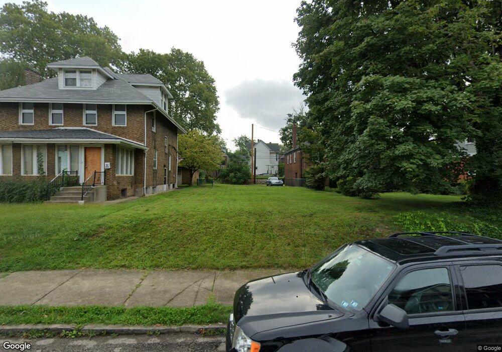 404 4th Ave, New Kensington, PA 15068 - photo 1