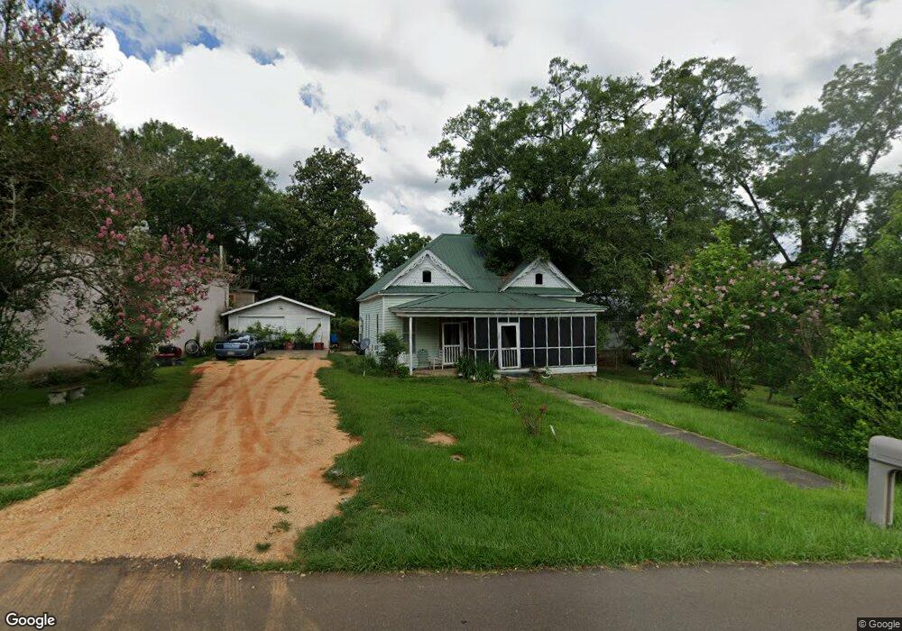 106 N Sandifer St, Tylertown, MS 39667 - photo 1