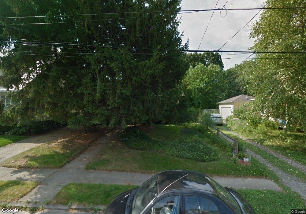 112 Bluff Ave, Cranston, RI 02905 - photo 1