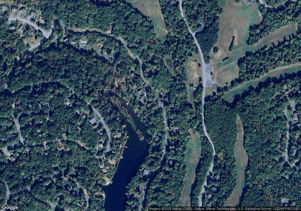 1099 Lakeview Dr, Cross Junction, VA 22625 - photo 1