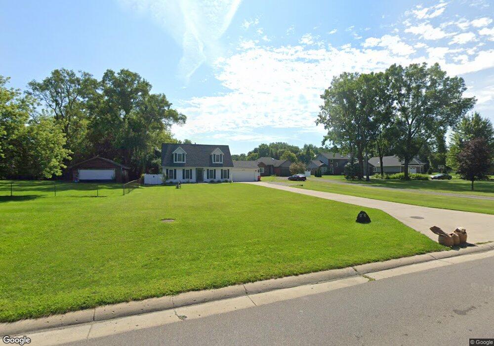 1911 Lochaven Rd, West Bloomfield, MI 48324 - photo 1