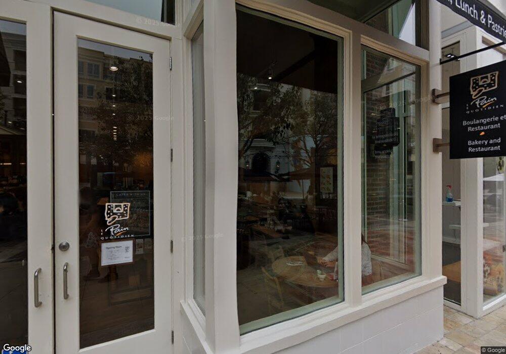 722 Americana Way unit M553, Glendale, CA 91210 - photo 1