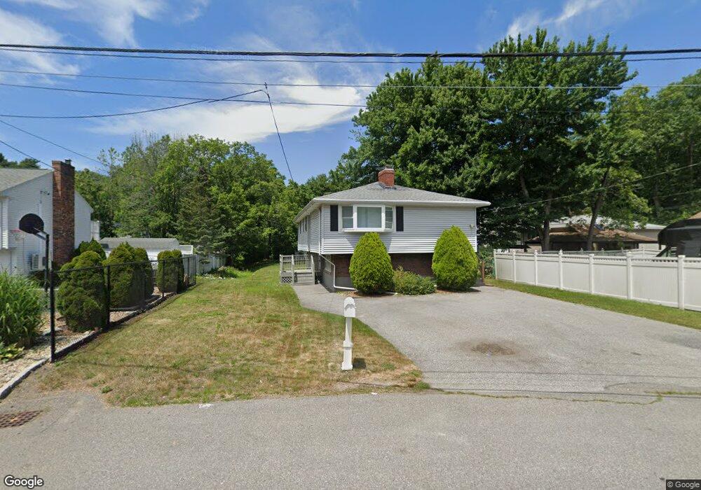 32 Pace Rd, Saugus, MA 01906 - photo 1