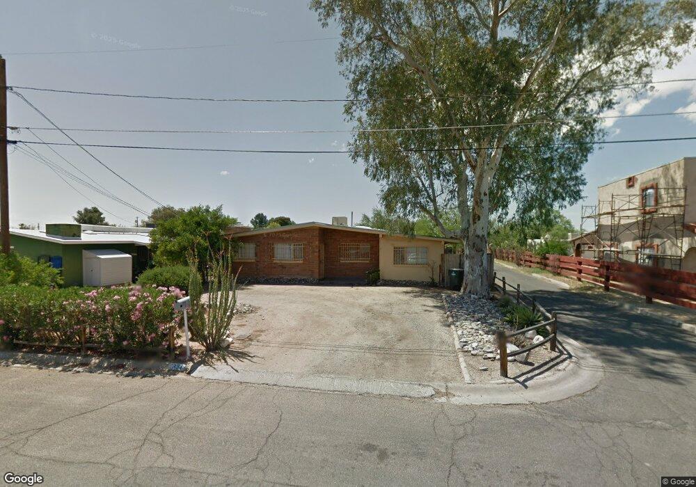 334 E Smoot Place, Tucson, AZ 85705 - photo 1