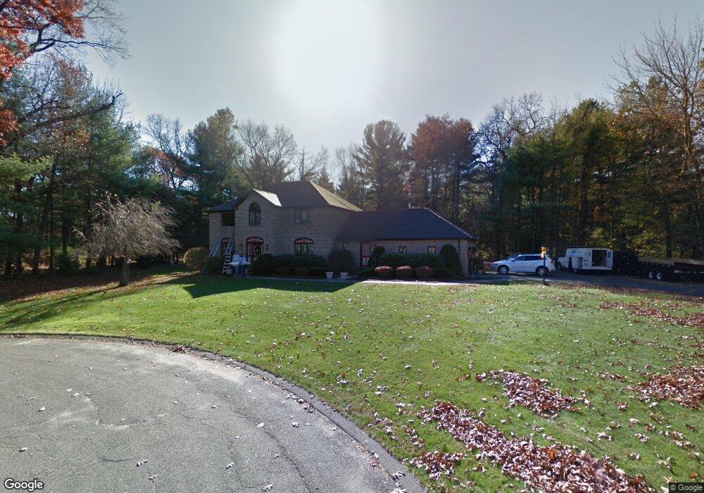 18 Pheasant Dr, Holyoke, MA 01040 - photo 1