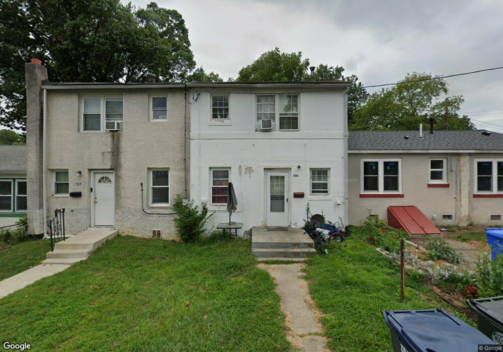 705 Columbus Ct, Wallingford, PA 19086 - photo 1