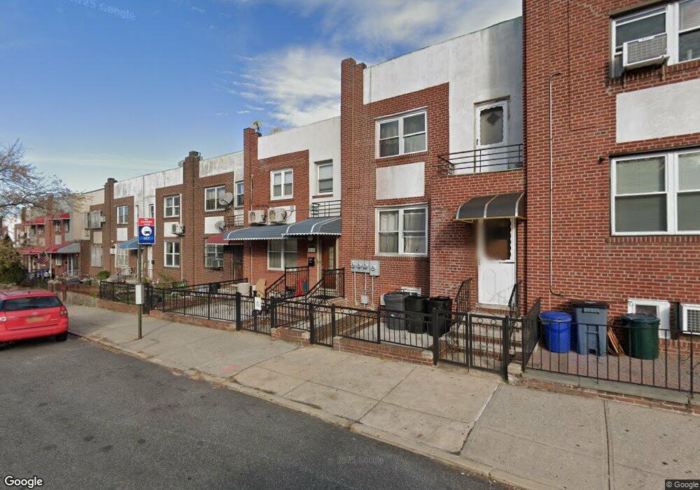 52105 79th St, Elmhurst, NY 11373 - photo 1