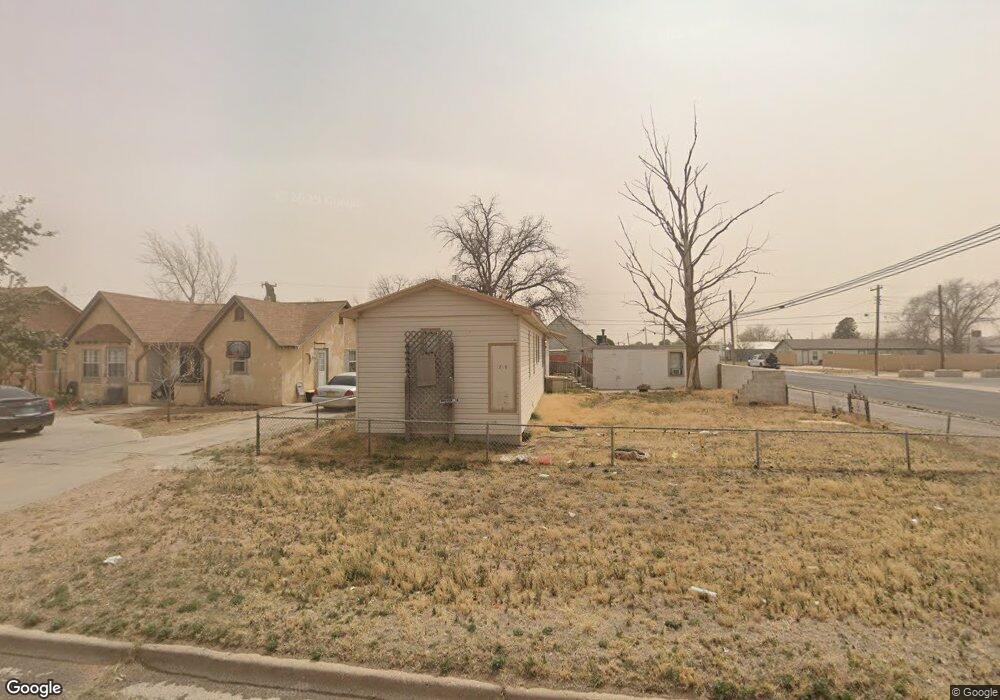 213 W Scharbauer St, Hobbs, NM 88240 - photo 1