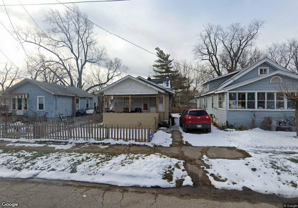 146 E Eddington Ave, Flint, MI 48503 - photo 1