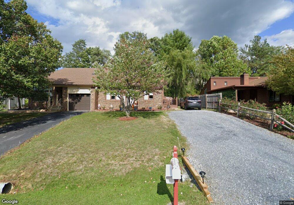 1083 Rosedale Dr, Harrisonburg, VA 22801 - photo 1