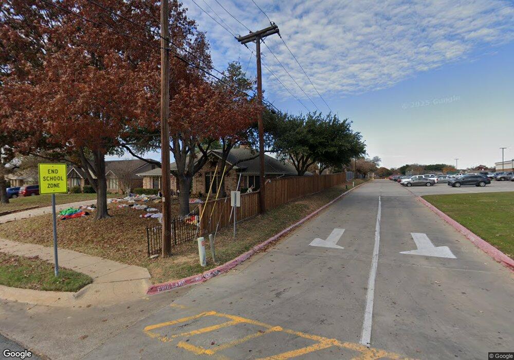 321 Carolyn Dr, Bedford, TX 76021 - photo 1