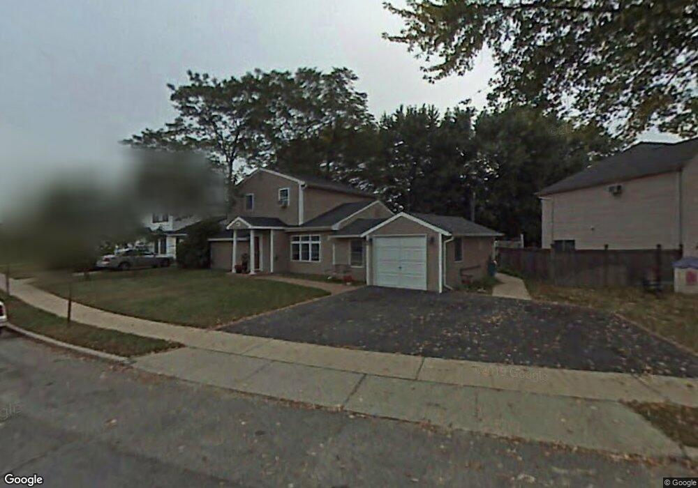 4127 Florence Rd, Bethpage, NY 11714 - photo 1