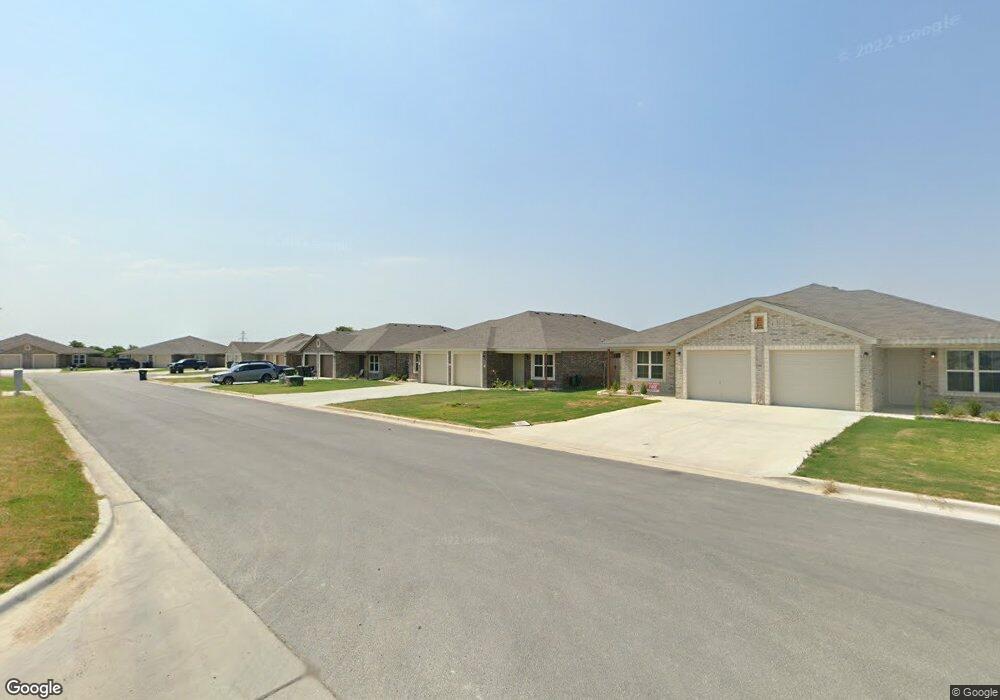 807 Eastland Dr unit b, Temple, TX 76501 - photo 1