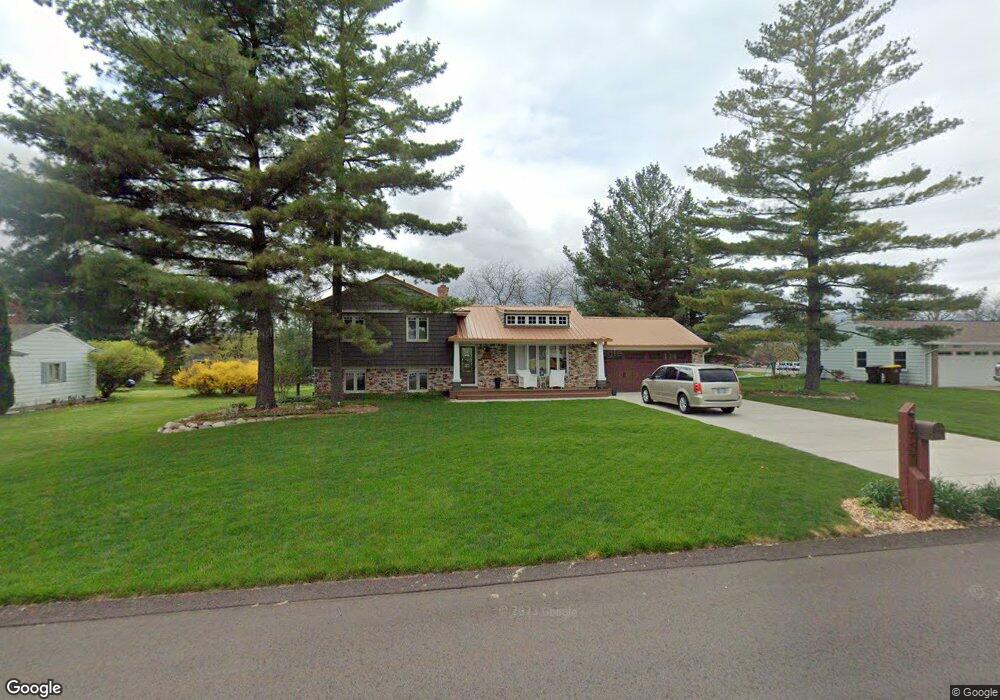 1737 Alan Ln, Lansing, MI 48917 - photo 1