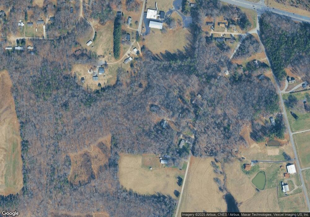 158 Wayside Rd, Statesville, NC 28677 - photo 1