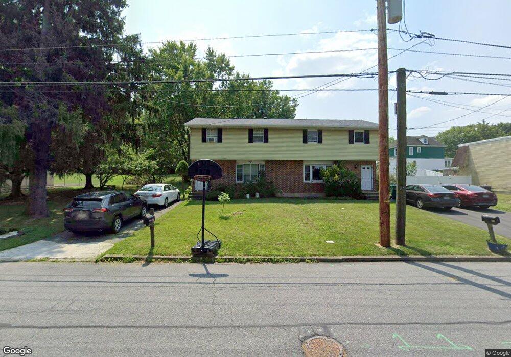 2818 Division St, Easton, PA 18045 - photo 1