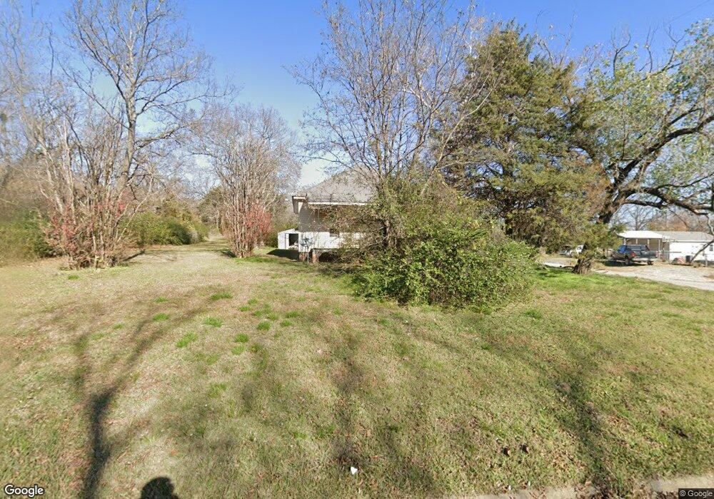 102 W Merrick St, Henryetta, OK 74437 - photo 1