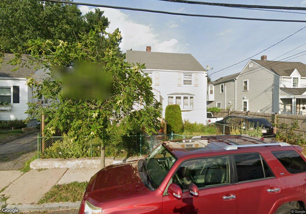 14 Lewiston St, Hyde Park, MA 02136 - photo 1