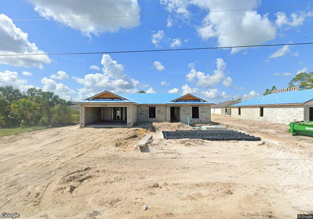 882 Youngreen Dr, Fort Myers, FL 33913 - photo 1