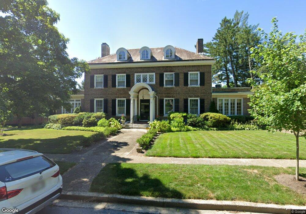 401 Overhill Rd, Baltimore, MD 21210 - photo 1