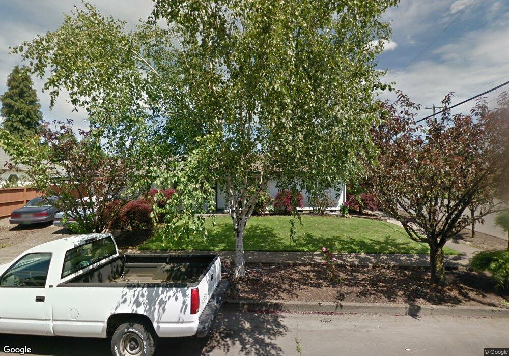 820 S Center St, Newberg, OR 97132 - photo 1