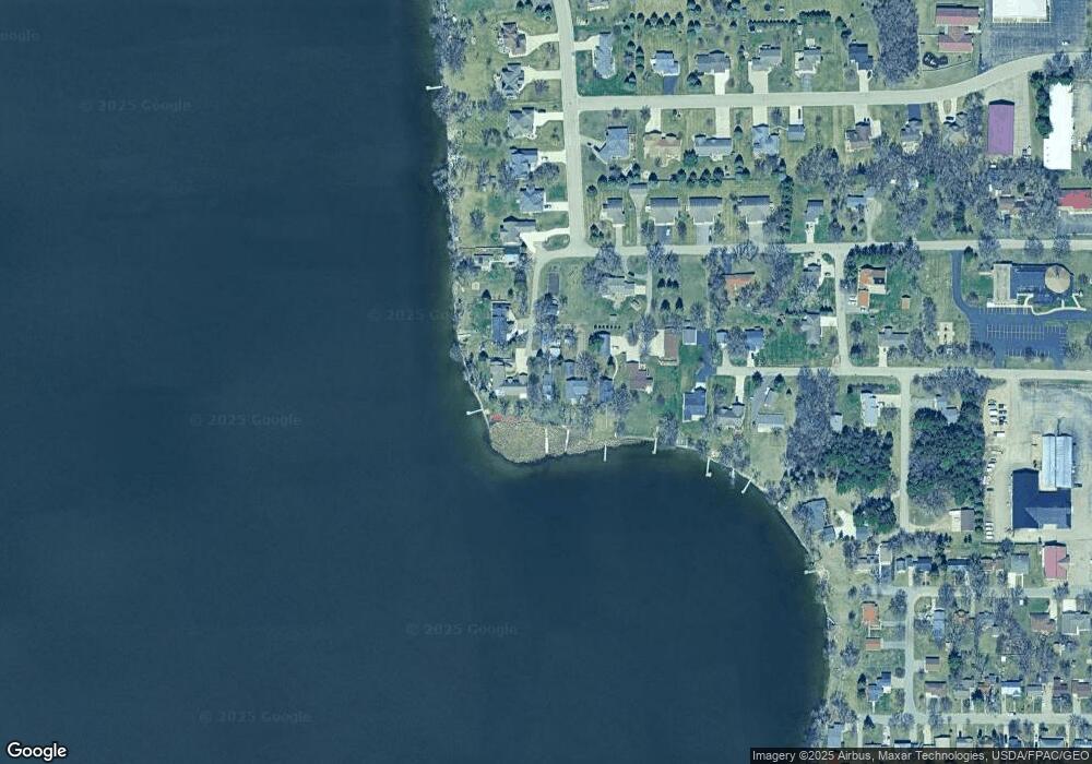 211 Bethesda St NW, Alexandria, MN 56308 - photo 1