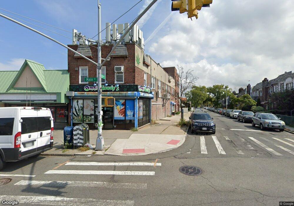 5737 Main St unit 2R, Flushing, NY 11355 - photo 1