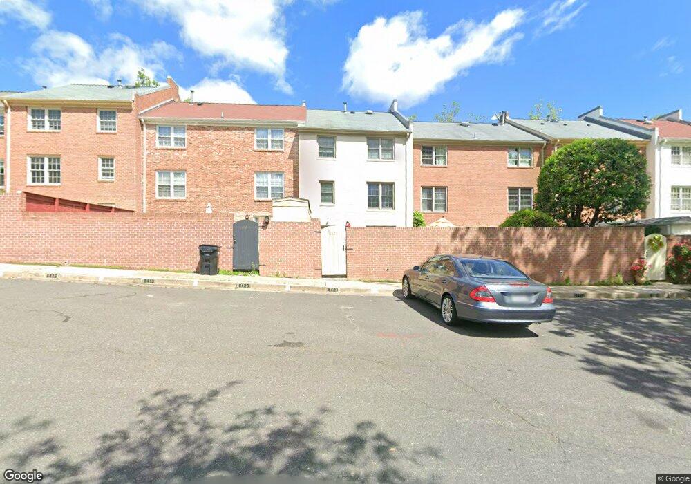 8421 Willow Forge Rd, Springfield, VA 22152 - photo 1