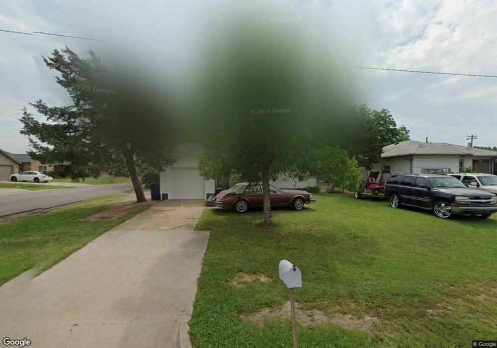 302 S 2nd St, Duncan, OK 73533 - photo 1