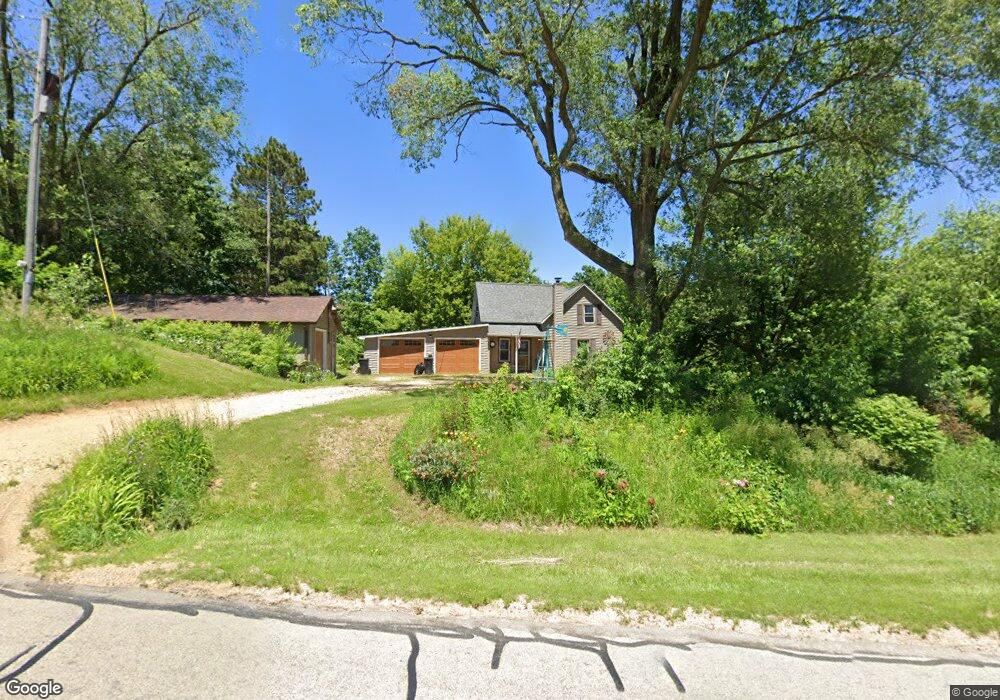 6216 Dutch Hollow Rd, Potosi, WI 53820 - photo 1