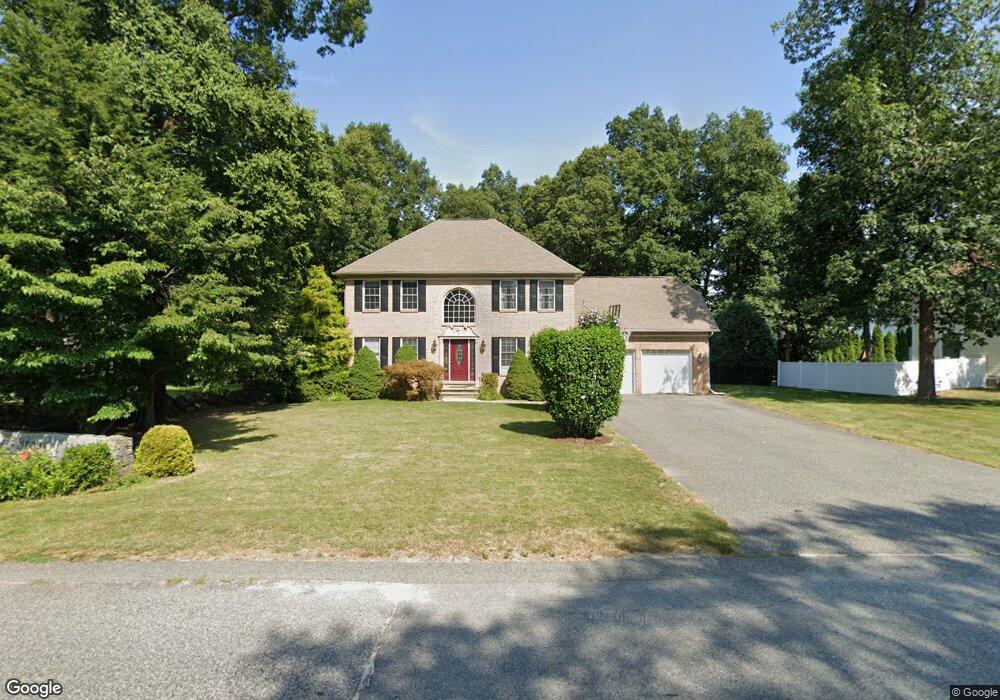 2 Millers Brook Dr, Cumberland, RI 02864 - photo 1